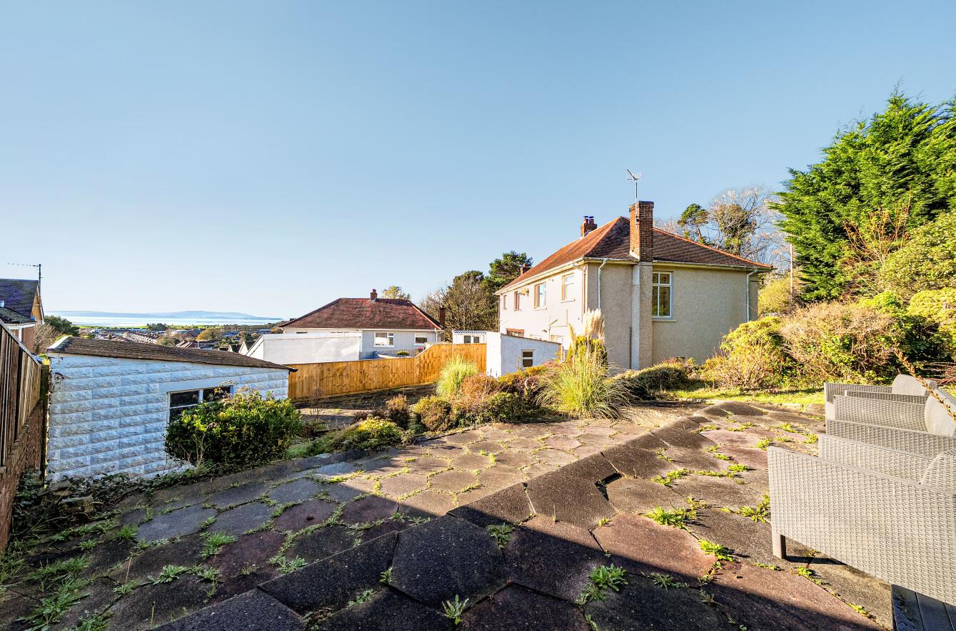 St. Margarets Drive, Llanelli, SA15 4EW